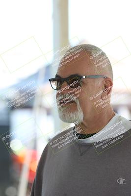 media/Jan-15-2026-Racers Edge (Thu) [[dfebeb70ab]]/1-Around the Pits-Track Walk/